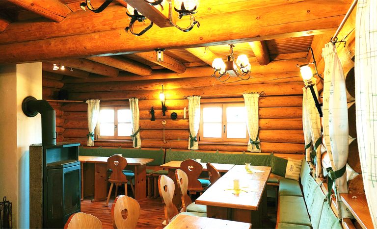 EZV Hütte innen 1 v1.1